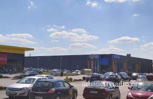 Gužve ispred požarevačkih trgovina uoči praznika