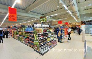 Počela primena novih mera: Ugostiteljski objekti do 18 časova, prodavnice do 21