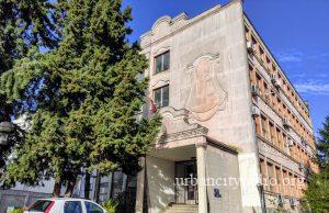 Pet godina zatvora, mesecima silovao devojčicu (7) u Velikom Gradištu