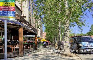 Obnavlja se deo trotoara u Moše Pijade