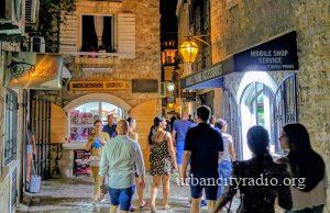 Budva po glavi stanovnika trenutno najzaraženiji grad na svetu