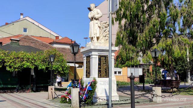 Spomenik kosovska venci