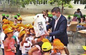 Grad Požarevac podelio paketiće za đake prvake