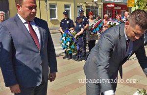 Položeni venci kraj spomenika Srpskom vojniku u Požarevcu