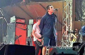 Emotivni povratak Oejzisa posle 16 godina