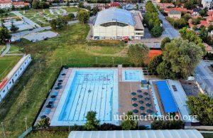 Počelo postavljanje klizališta u Požarevcu