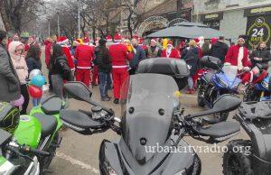 Moto Deda Mrazevi u sredu na Starom korzou