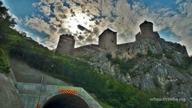 golubačka-tvrđava-i-tunel-hdr boost 2022