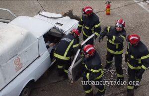 Simulacija saobraćajne nezgode i evakuacije u Politehničkoj školi Požarevac