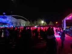 43. Majska gitarijada u Požarevcu, gostuje Obojeni program
