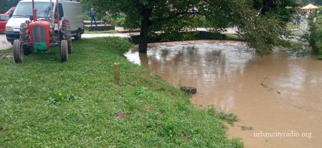 IMG-c9e844c6fc515a351dc879f289ba28d7-V