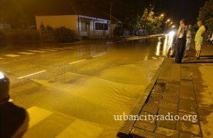 Deo Požarevca bio bez vode zbog pucanja cevi kod Sportskog centra