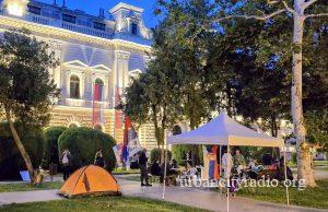 Noćenje u požarevačkom parku, podignuti i šatori