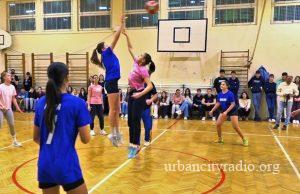 Tradicija duga 60 godina: Finale Novogodišnjeg košarkaškog turnira u Požarevačkoj gimnaziji