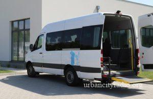 Nabavlja se novi kombi za korisnike Centra za dnevni boravak u Požarevcu