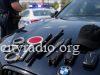 Drogiran vozio BMW, a u gepeku krio lisice, šokere i tablicu „Stop policija“