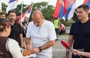 Zlatibor Lončar u Lučici: „Pred nama su najbitniji izbori do sada